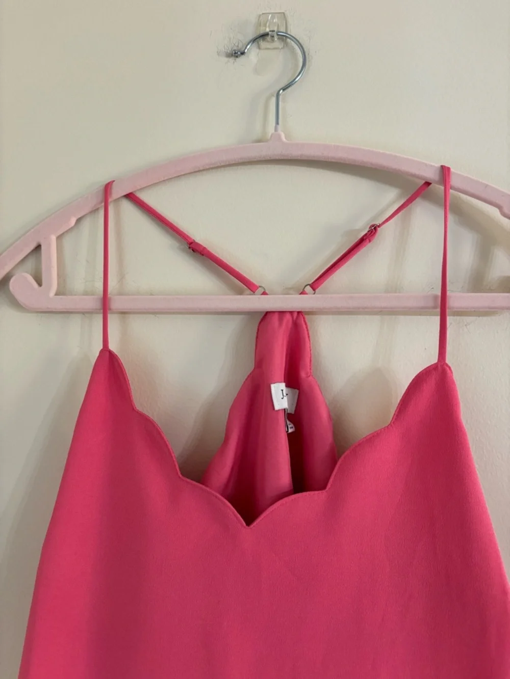 J Crew Bright Pink Scalloped V Neck Crepe Camisole Size 2